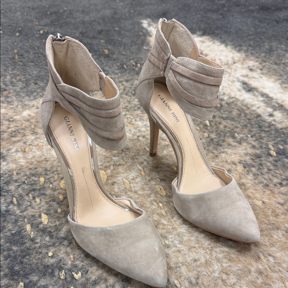Gianni Bini Women's Beige Ankle Strap Heels